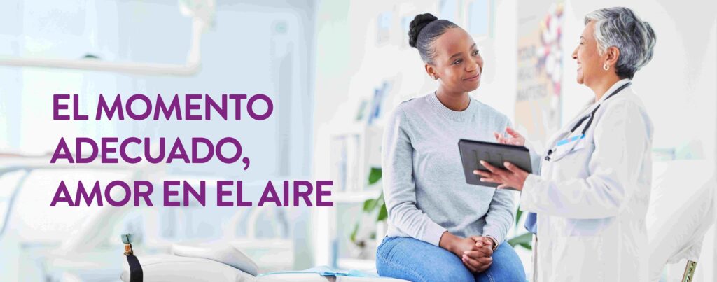 doctora hablando con su pacienter